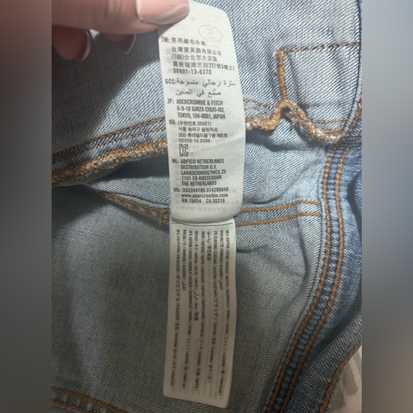 Hollister distressed light blue denim jean coat w/ grey sweatshirt hood -size m - Picture 11 of 11